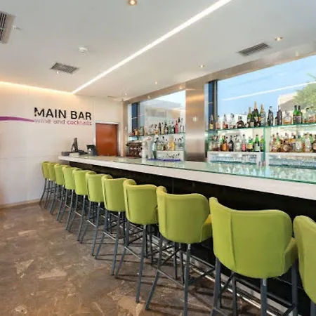 Ξενοδοχείο Semiramis