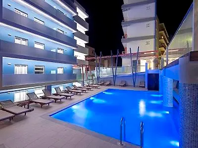 塞米勒米斯城市酒店 酒店