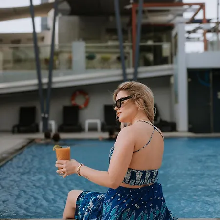 塞米勒米斯城市酒店 酒店 4*