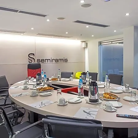 Semiramis فندق