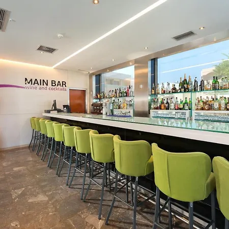 Semiramis Готель 4*