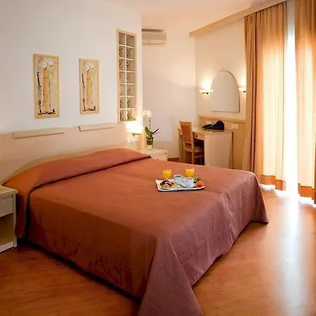 Semiramis Готель 4*