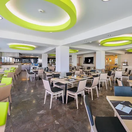 Semiramis Hotel 4*